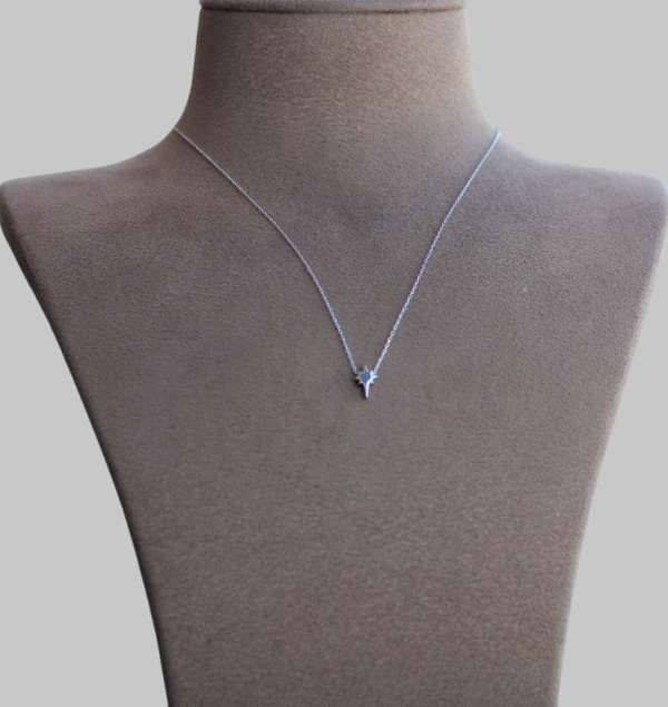 Gümüş Minimal Kuzey Yıldızı