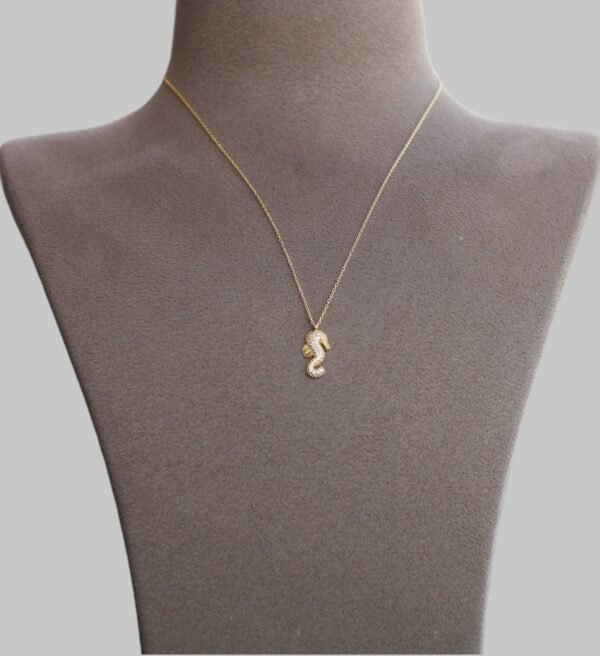 Gümüş Deniz Atı Kolye