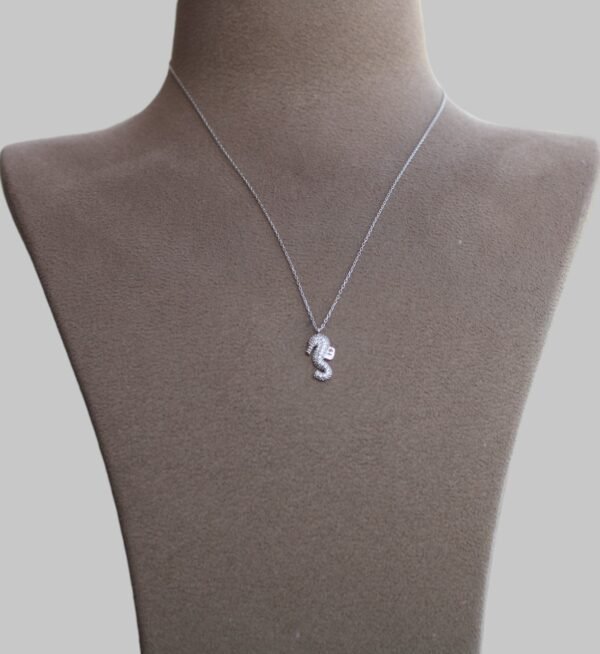 Gümüş Deniz Atı Kolye