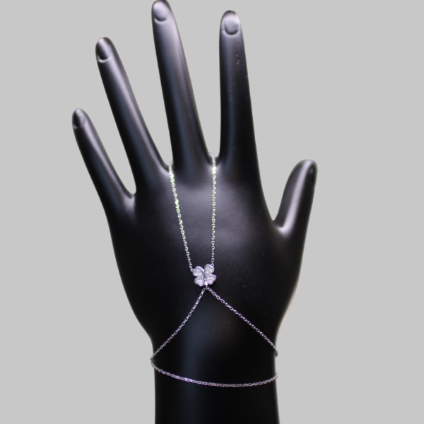 Gümüş Yonca Şahmeran